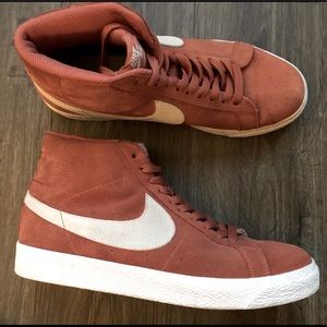 Nike SB Blazer Mid